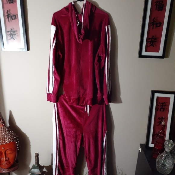 Other - Plus size tracksuit Other - Plus size tracksuit